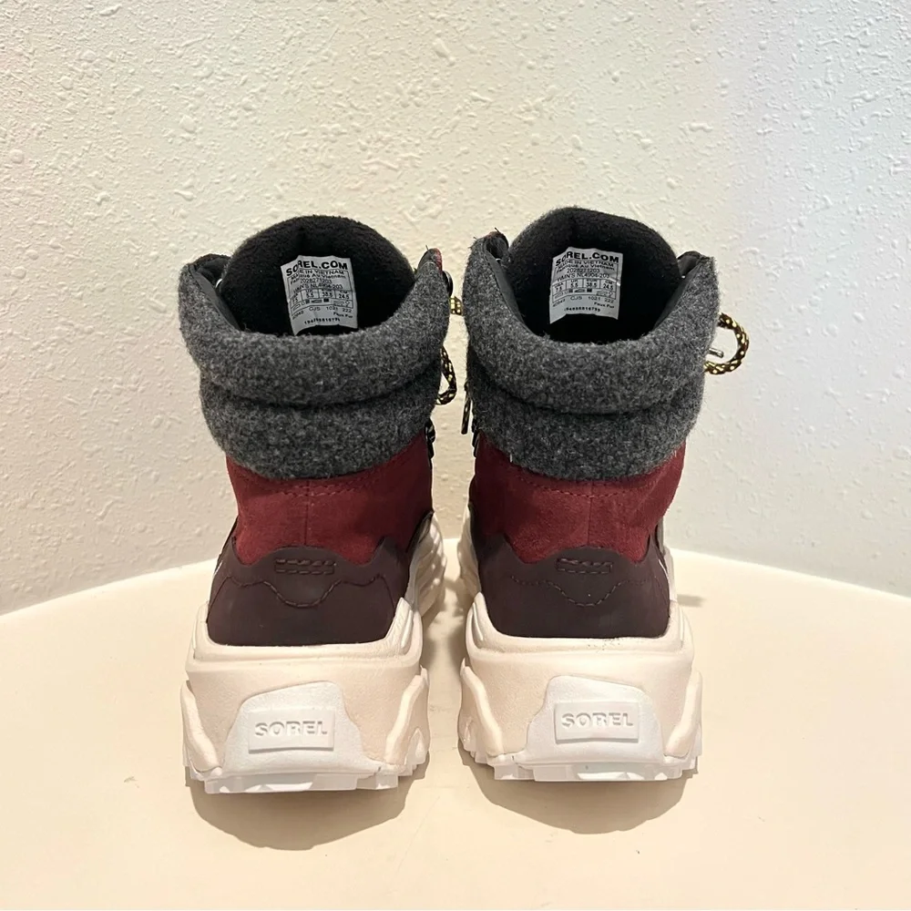 Sorel Kinetic Breaktrue Conquest Waterproof Women’s Booties Size 7.5 NEW